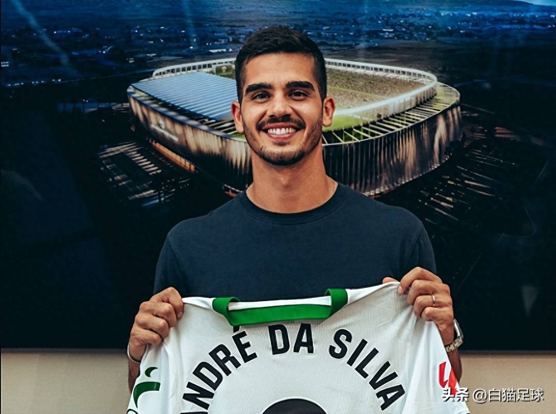 包含里程碑夜波尔图复出首秀，西甲加时末段刷纪录，赛场秩序良好，球队文化再被提及的词条云棋牌游戏